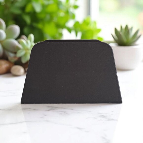 Modern Business Card Holder - 3D Printed - High Quality - Multi-Color - Picture 4 of 15